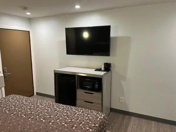 112 Motel 9
